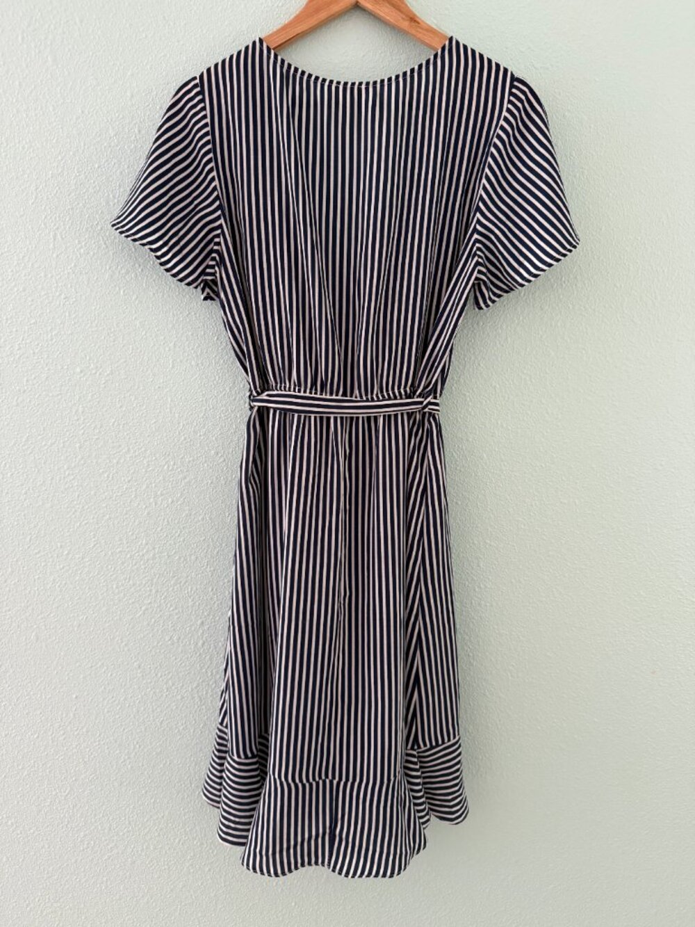 naif Blue White Stripe‎ Faux Wrap Ruffle Dress Size Medium - Picture 4 of 7